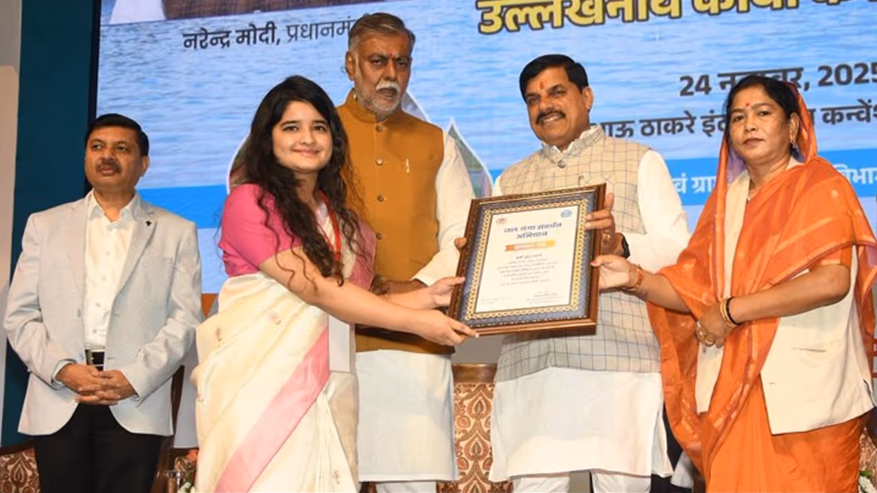 Mohan yadav in Panchayat Programme Mohan yadav in Panchayat Programme