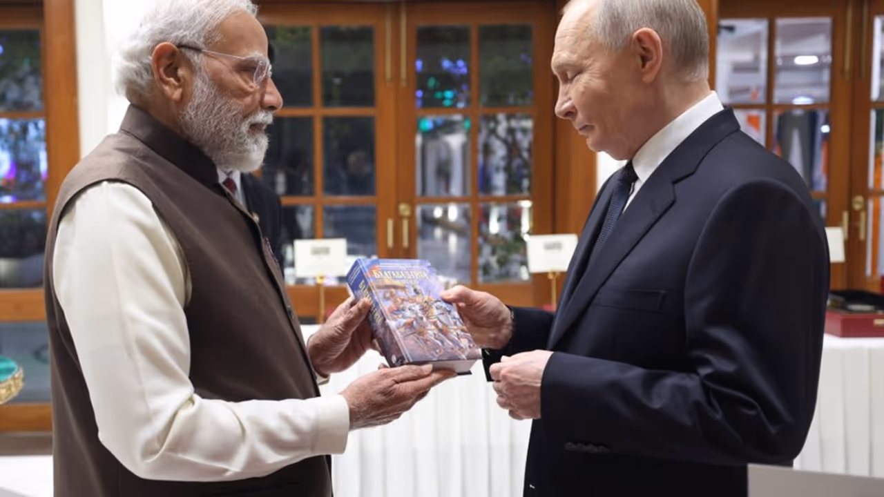  pm modi gifts bhagavad gita russian edition to vladimir putin delhi