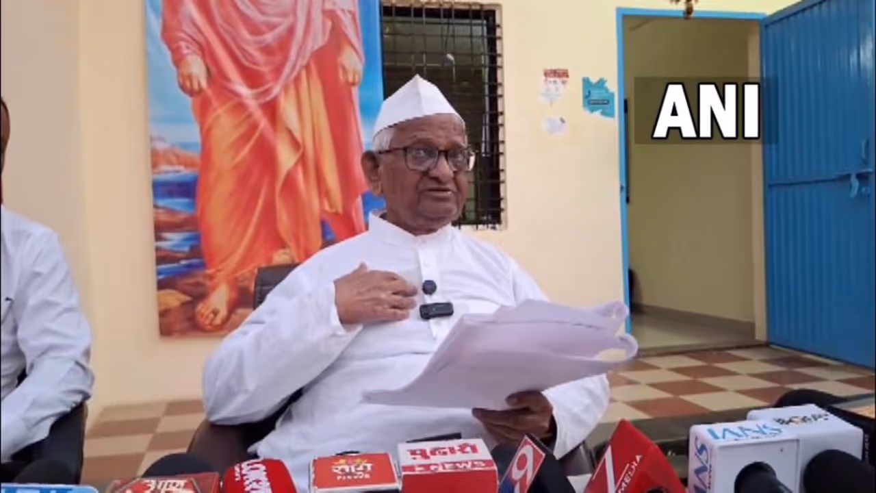  anna hazare announces indefinite hunger strike for lokayukta implementation