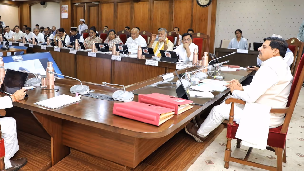 mohan yadav MP Cabinet Decisions da hike 6940 crore development rewa irrigation scheme mohan yadav MP Cabinet Decisions da hike 6940 crore development rewa irrigation scheme