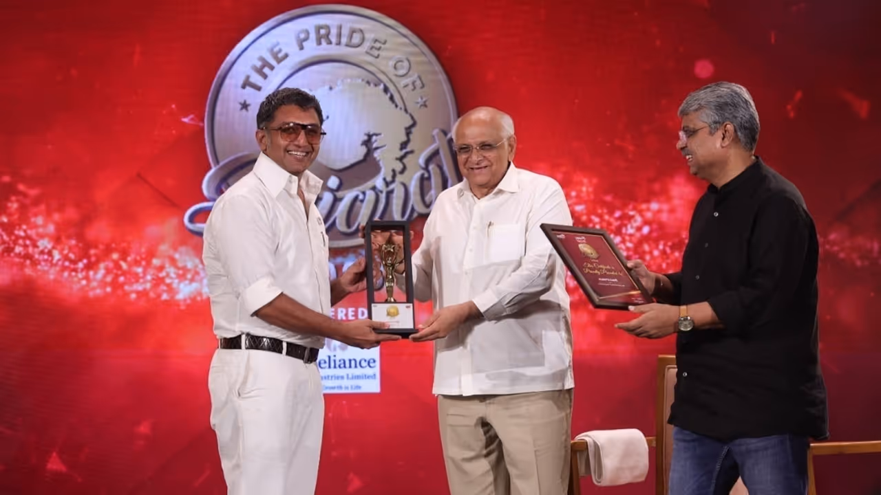 Ajays Cafe won Leading Cafe Chain of the Year award Ajays Cafe won Leading Cafe Chain of the Year award