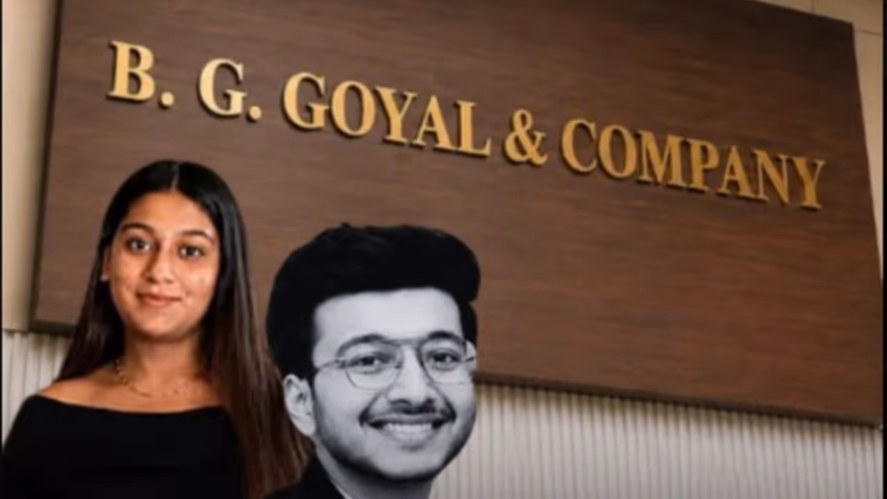 pune ketan agarwal murder case siya goyal chetan chaudhary lohagad fort police investigation pune ketan agarwal murder case siya goyal chetan chaudhary lohagad fort police investigation
