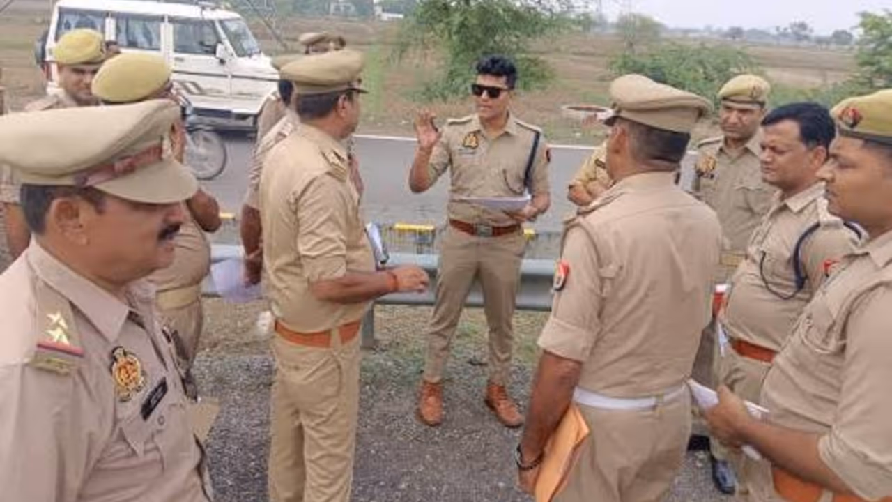 up bhadohi pregnant woman miscarriage father in law assault family dispute fir police up bhadohi pregnant woman miscarriage father in law assault family dispute fir police