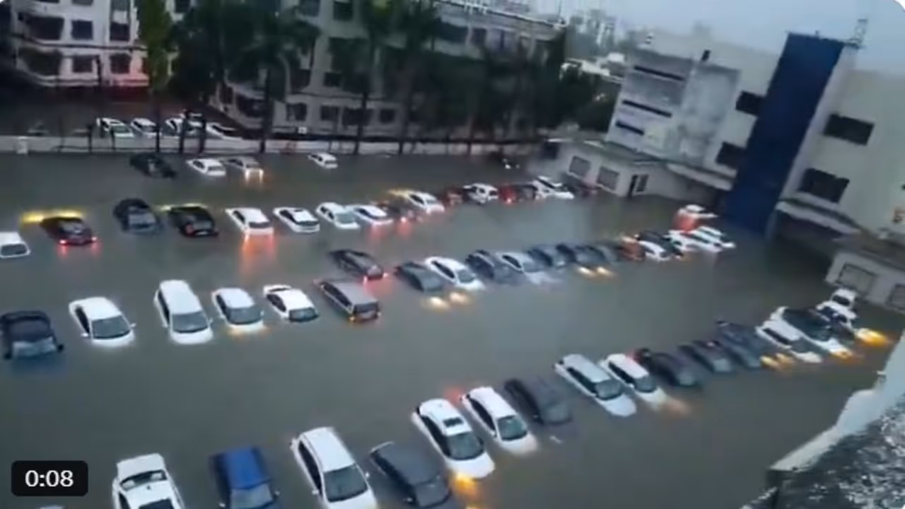 gujarat red alert stationary cyclonic circulation heavy rain saurashtra ahmedabad flood risk gujarat red alert stationary cyclonic circulation heavy rain saurashtra ahmedabad flood risk
