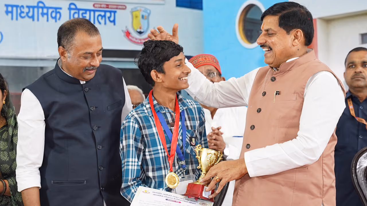 mohan yadav inaugurates sandipani school berasia mohan yadav inaugurates sandipani school berasia