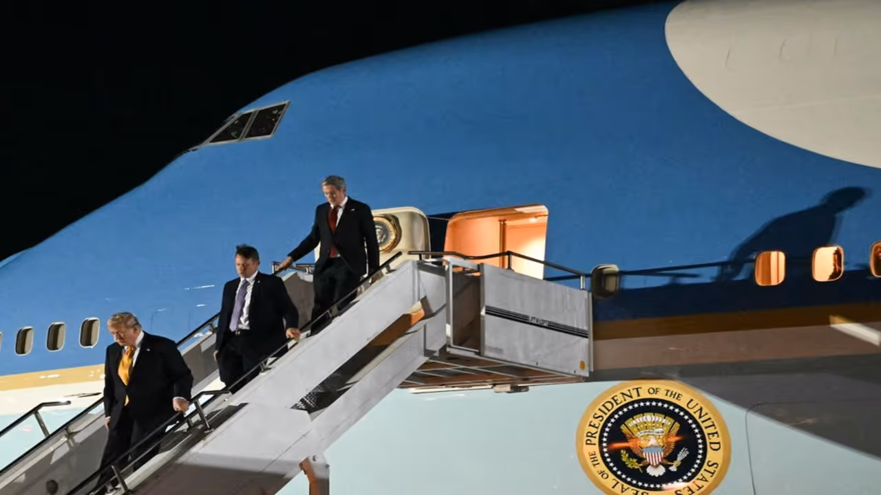 trump secret plane switch iran assassination threat air force one c32a turkey britain trump secret plane switch iran assassination threat air force one c32a turkey britain