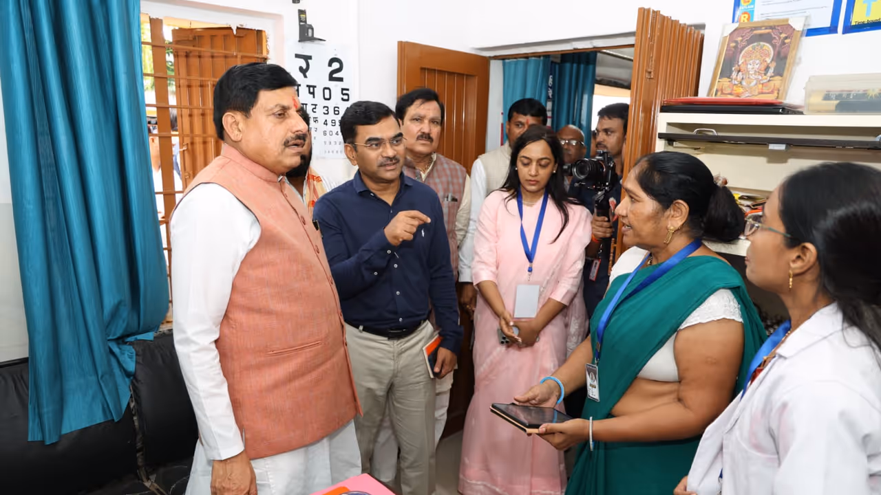 mohan yadav barwani talun sub health centre inspection mohan yadav barwani talun sub health centre inspection