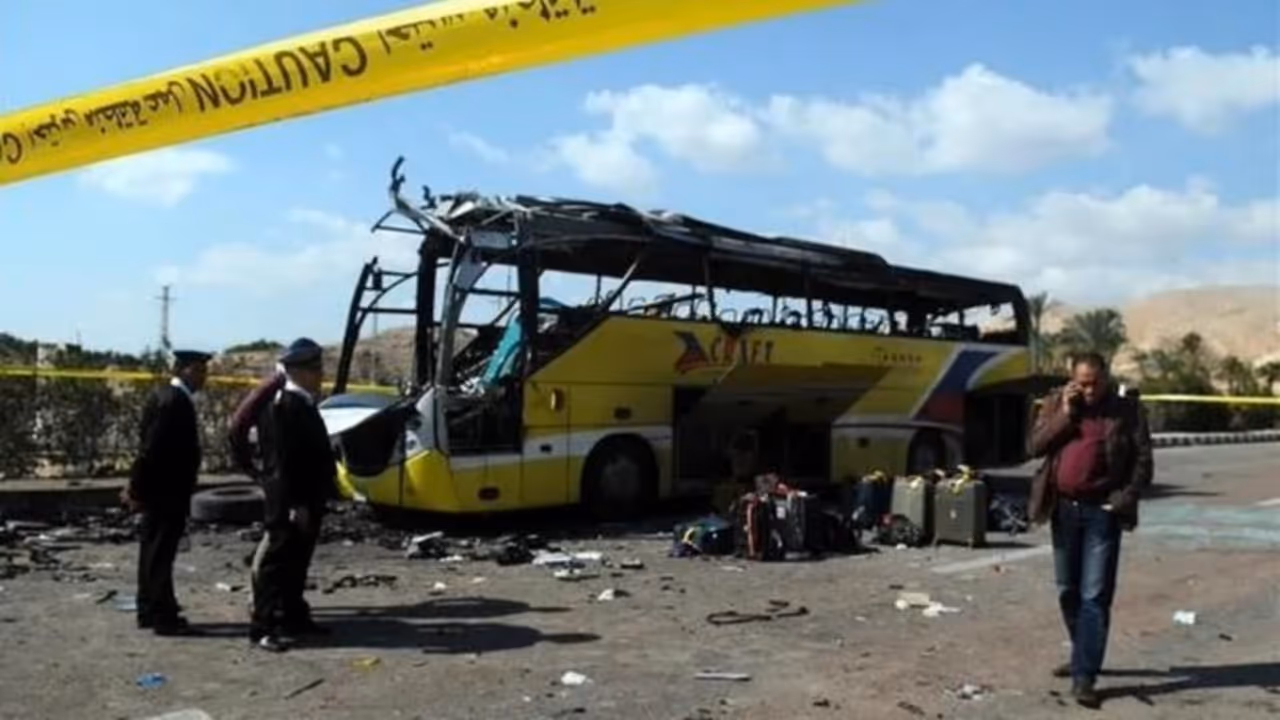 egypt bus accident sinai dahab nuweiba 16 dead 28 injured jordan citizens egypt bus accident sinai dahab nuweiba 16 dead 28 injured jordan citizens