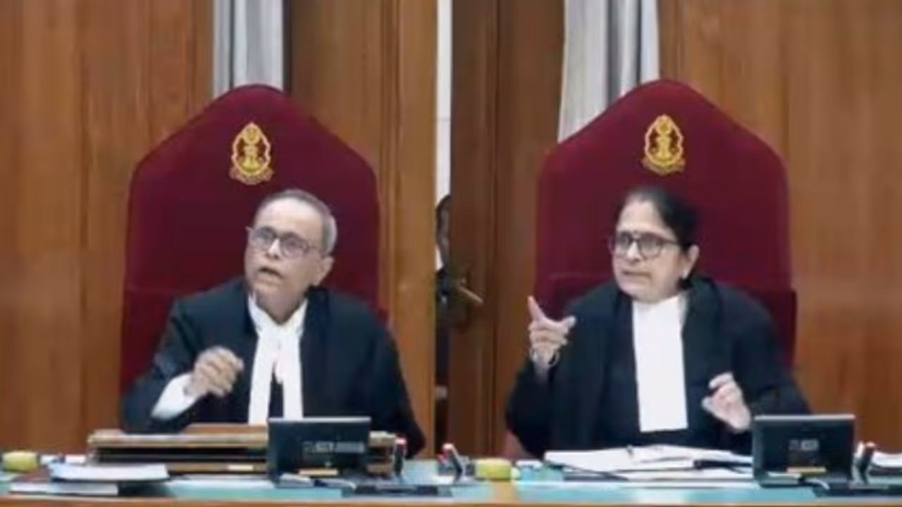 supreme court cjp protest illegal detention delhi metro internet barricades supreme court cjp protest illegal detention delhi metro internet barricades