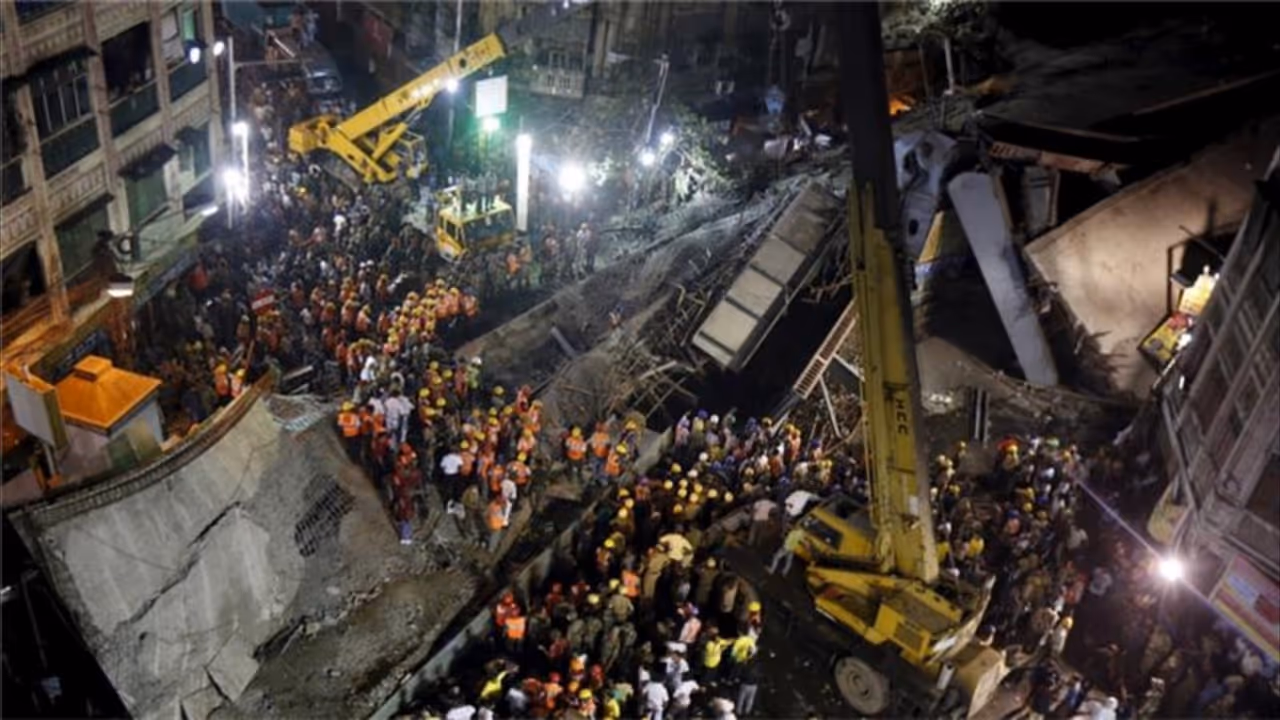 kolkata stampede pandal collapse announcement police investigation durga puja kolkata stampede pandal collapse announcement police investigation durga puja