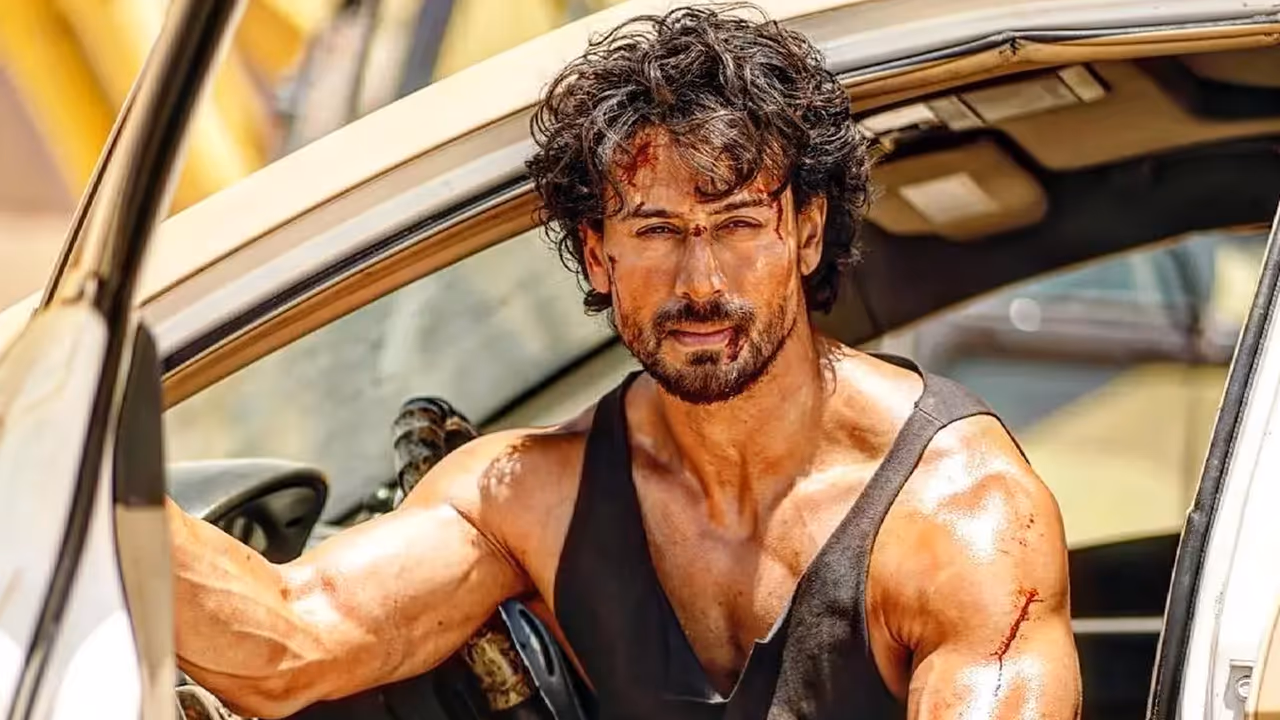Tiger Shroff firing case Karan Veer Mehra eyewitness Tiger Shroff firing case Karan Veer Mehra eyewitness
