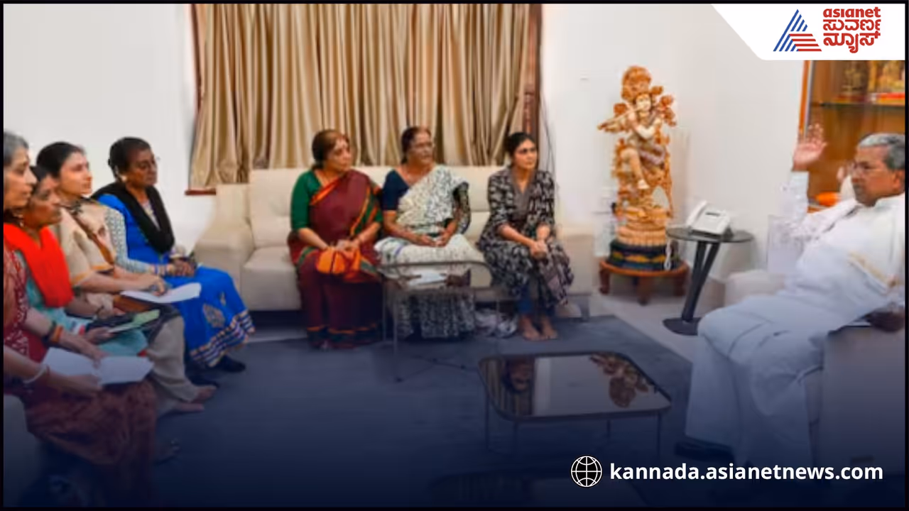 Women writers meet CM Women writers meet CM