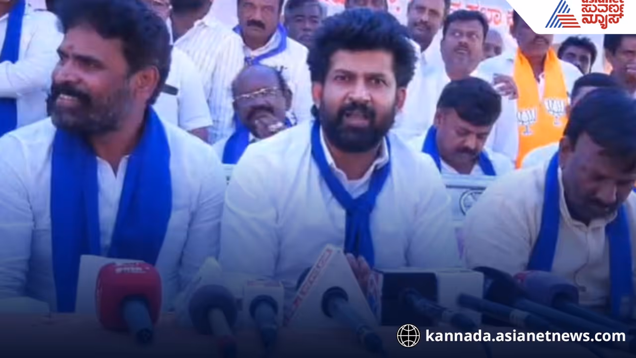 Pratap Simha Slams CM Siddaramaiah Over Economy Finance Minister Remark Pratap Simha Slams CM Siddaramaiah Over Economy Finance Minister Remark