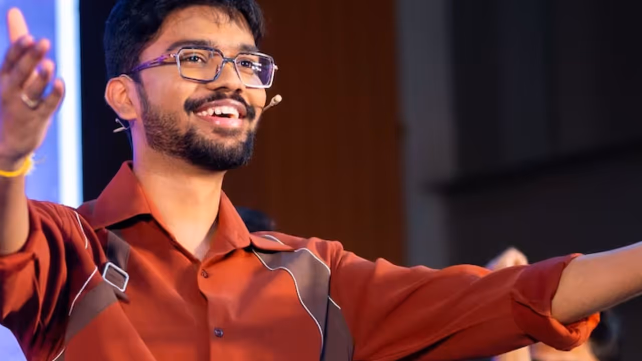 avinash mada farmers son who quit college to clear his familys rs 40 lakh debt now earns rs 80 lakh year avinash mada farmers son who quit college to clear his familys rs 40 lakh debt now earns rs 80 lakh year