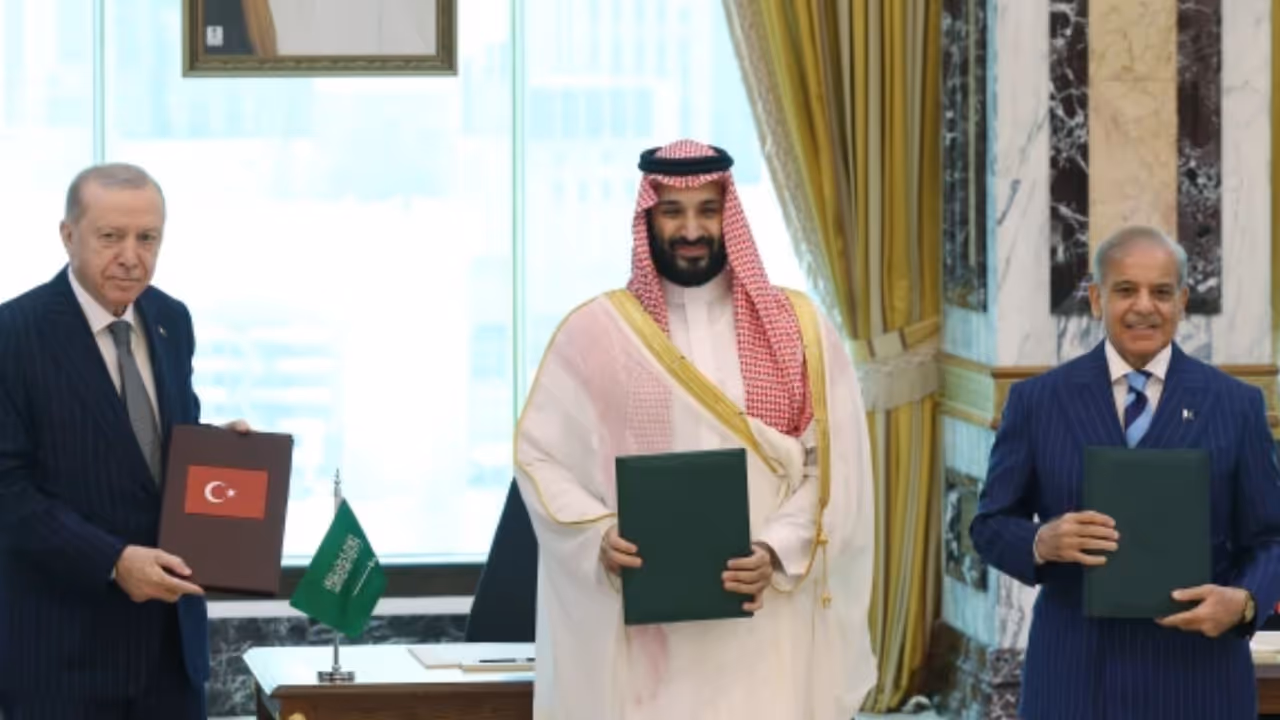 Mecca joint defence agreement Regional powers welcome Saudi Turkey Pakistan defense pact Mecca joint defence agreement Regional powers welcome Saudi Turkey Pakistan defense pact