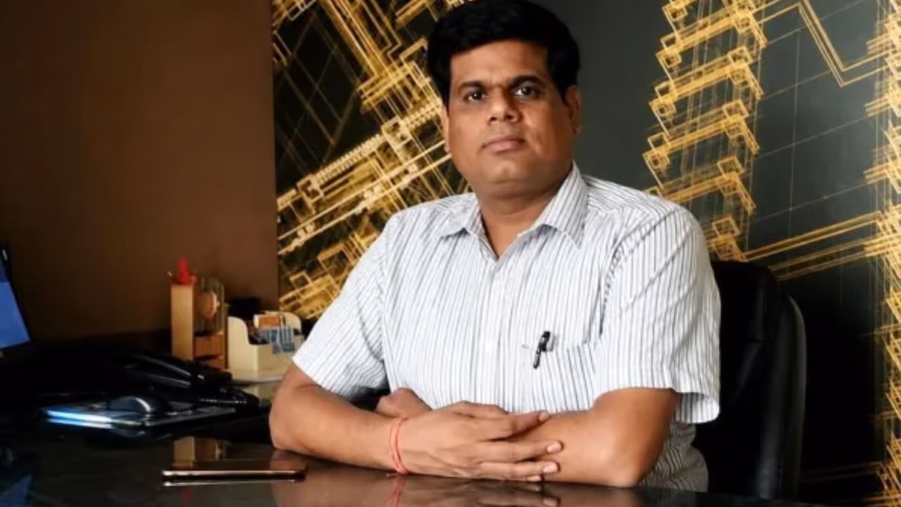 pune man washed vessels for rs 3 a day has rs 160 crore company today pune man washed vessels for rs 3 a day has rs 160 crore company today