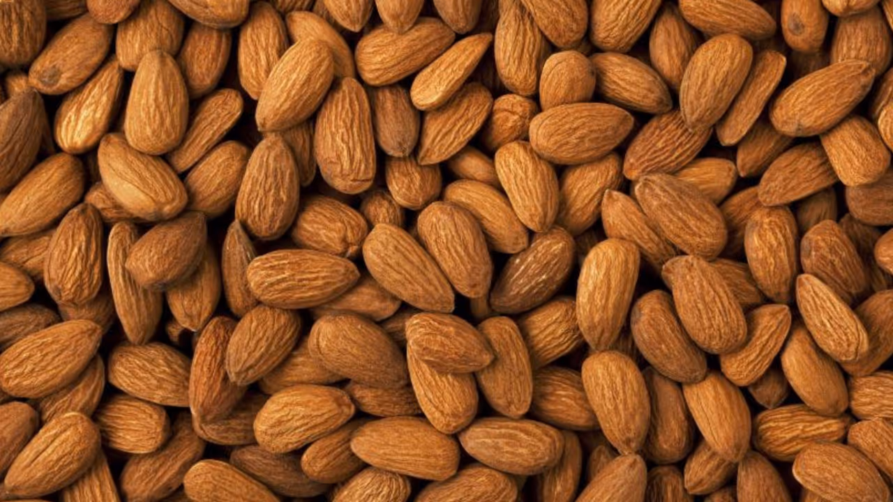 Almonds Almonds