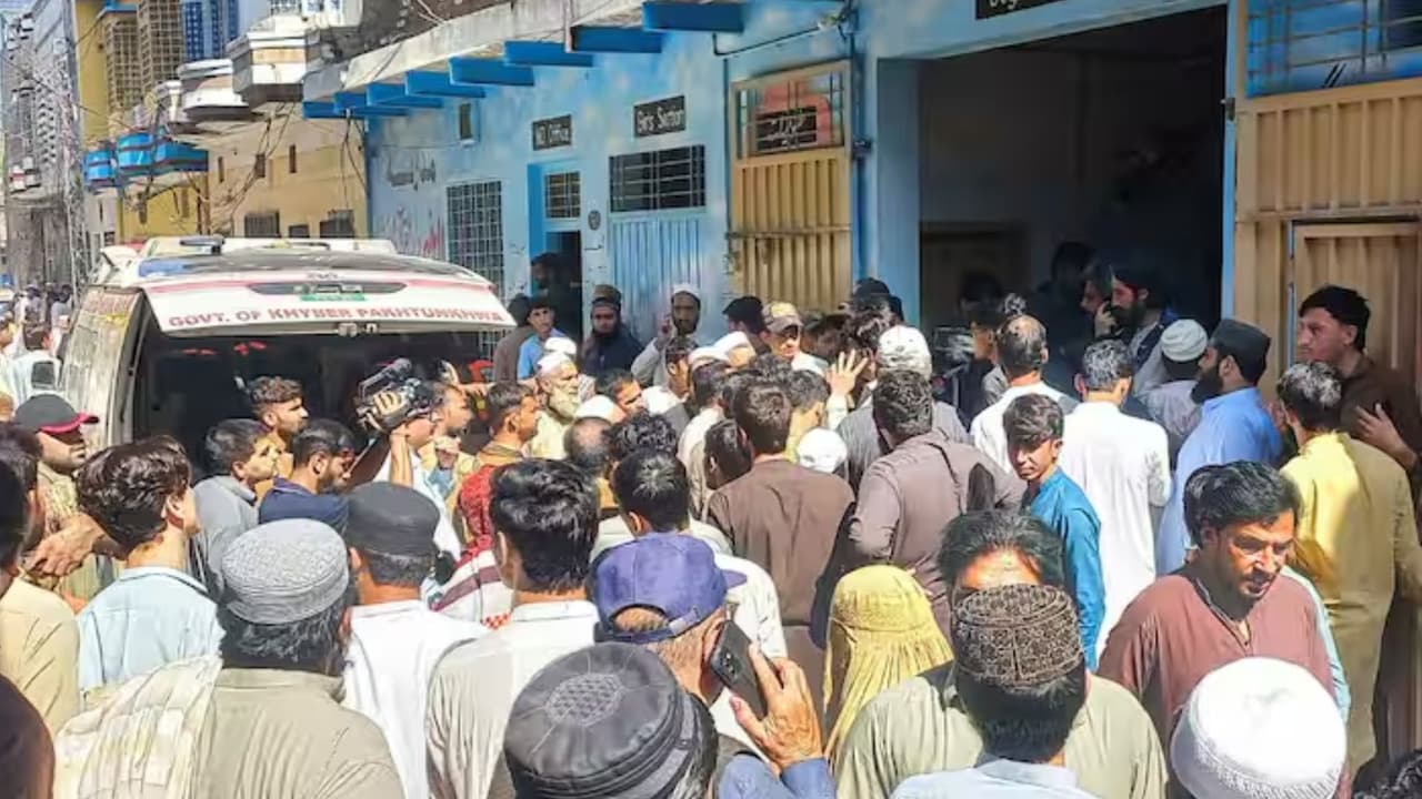 Pakistan school roof collapse Pakistan school roof collapse