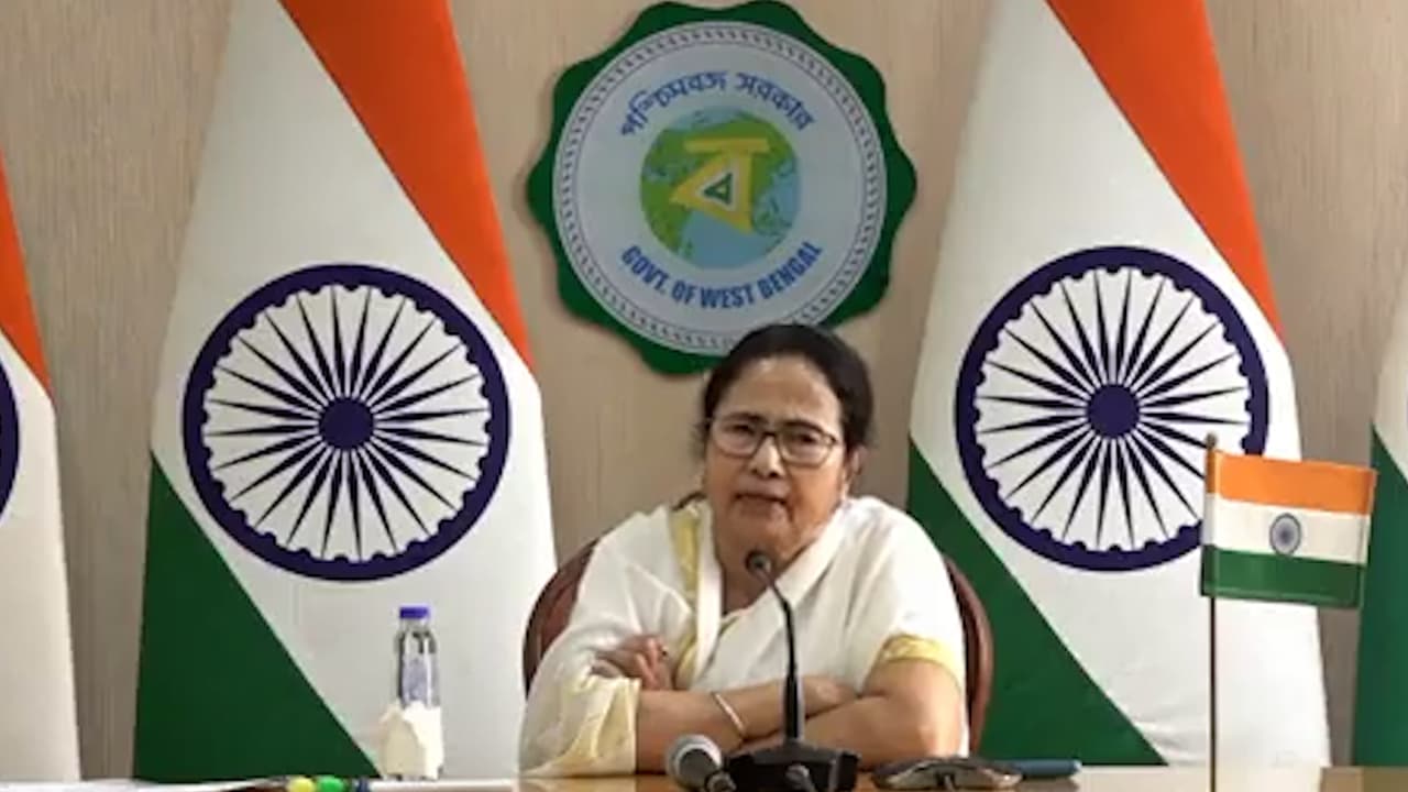 Mamata banerjee seeks Central permission to visit Manipur Mamata banerjee seeks Central permission to visit Manipur