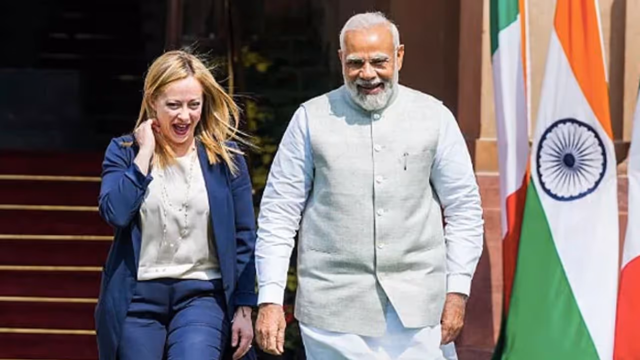 PM Modi s Popularity Remains Undiminished Even After a Decade Italian PM Giorgia Meloni Praises PM Modi s Popularity Remains Undiminished Even After a Decade Italian PM Giorgia Meloni Praises
