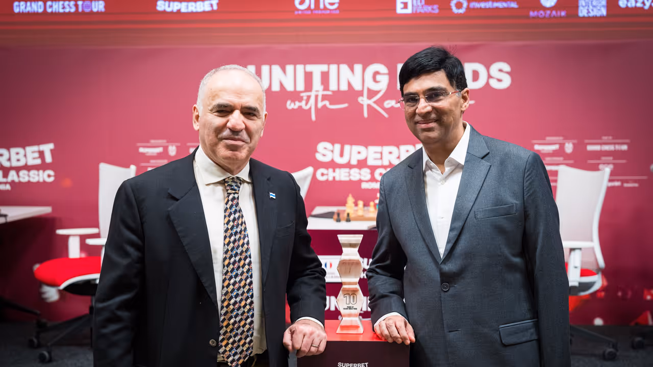 Viswanthan Anand and Garry Kasparov Viswanthan Anand and Garry Kasparov