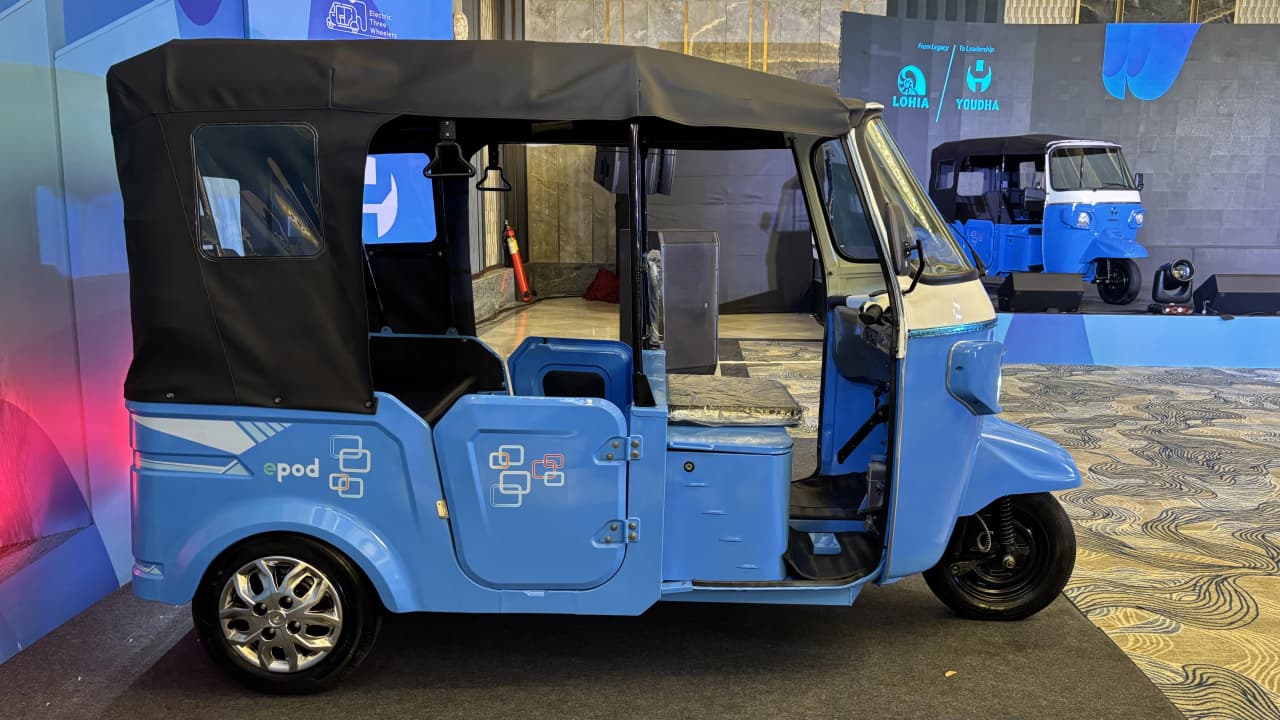Yodha ePod, Yodha ePod, Yodha electric vehicle, Yodha ePod electric auto, electric three wheeler India, electric auto rickshaw, electric 3 wheeler, 227 km range electric vehicle, EV news India, electric vehicle Malayalam, commercial EV India, last mile mobility, electric passenger vehicle, Superior Auto, Yodha EV, യോദ്ധ ഇപോഡ്, യോദ്ധ ഇലക്ട്രിക് ഓട്ടോ, ഇലക്ട്രിക് ത്രീ വീലർ, ഇലക്ട്രിക് ഓട്ടോറിക്ഷ, 227 കിലോമീറ്റർ റേഞ്ച്, ഇലക്ട്രിക് വാഹനങ്ങൾ, ഇലക്ട്രിക് വാഹന വാർത്തകൾ, മലയാളം ഓട്ടോമൊബൈൽ ന്യൂസ്, ഇലക്ട്രിക് ഓട്ടോ ഇന്ത്യ, ഇവി ന്യൂസ് മലയാളം, ദക്ഷിണേന്ത്യ ഇലക്ട്രിക് വാഹന വിപണി Yodha ePod, Yodha ePod, Yodha electric vehicle, Yodha ePod electric auto, electric three wheeler India, electric auto rickshaw, electric 3 wheeler, 227 km range electric vehicle, EV news India, electric vehicle Malayalam, commercial EV India, last mile mobility, electric passenger vehicle, Superior Auto, Yodha EV, യോദ്ധ ഇപോഡ്, യോദ്ധ ഇലക്ട്രിക് ഓട്ടോ, ഇലക്ട്രിക് ത്രീ വീലർ, ഇലക്ട്രിക് ഓട്ടോറിക്ഷ, 227 കിലോമീറ്റർ റേഞ്ച്, ഇലക്ട്രിക് വാഹനങ്ങൾ, ഇലക്ട്രിക് വാഹന വാർത്തകൾ, മലയാളം ഓട്ടോമൊബൈൽ ന്യൂസ്, ഇലക്ട്രിക് ഓട്ടോ ഇന്ത്യ, ഇവി ന്യൂസ് മലയാളം, ദക്ഷിണേന്ത്യ ഇലക്ട്രിക് വാഹന വിപണി