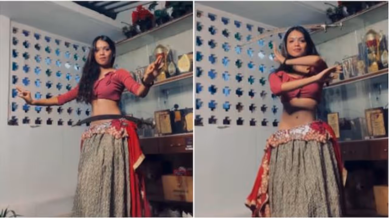 Afghan Jalebi dance by woman Afghan Jalebi dance by woman