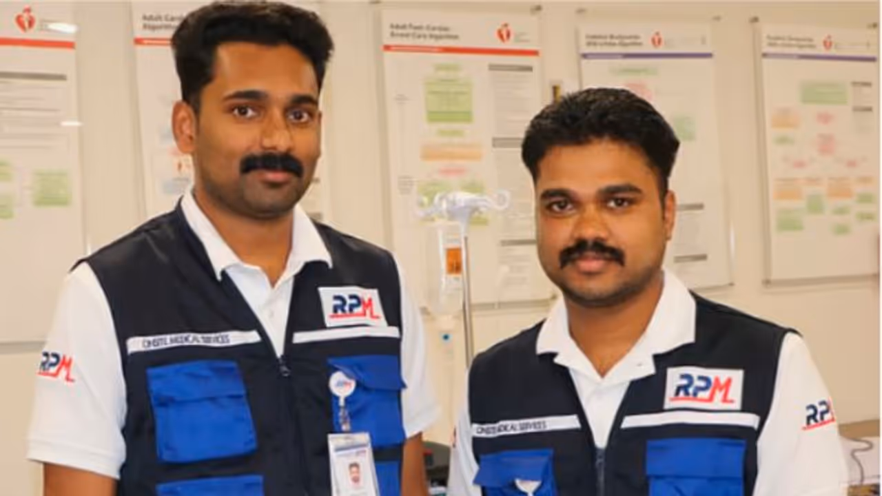 Two Kerala nurses saves passenger life in Air Arabia flight Two Kerala nurses saves passenger life in Air Arabia flight
