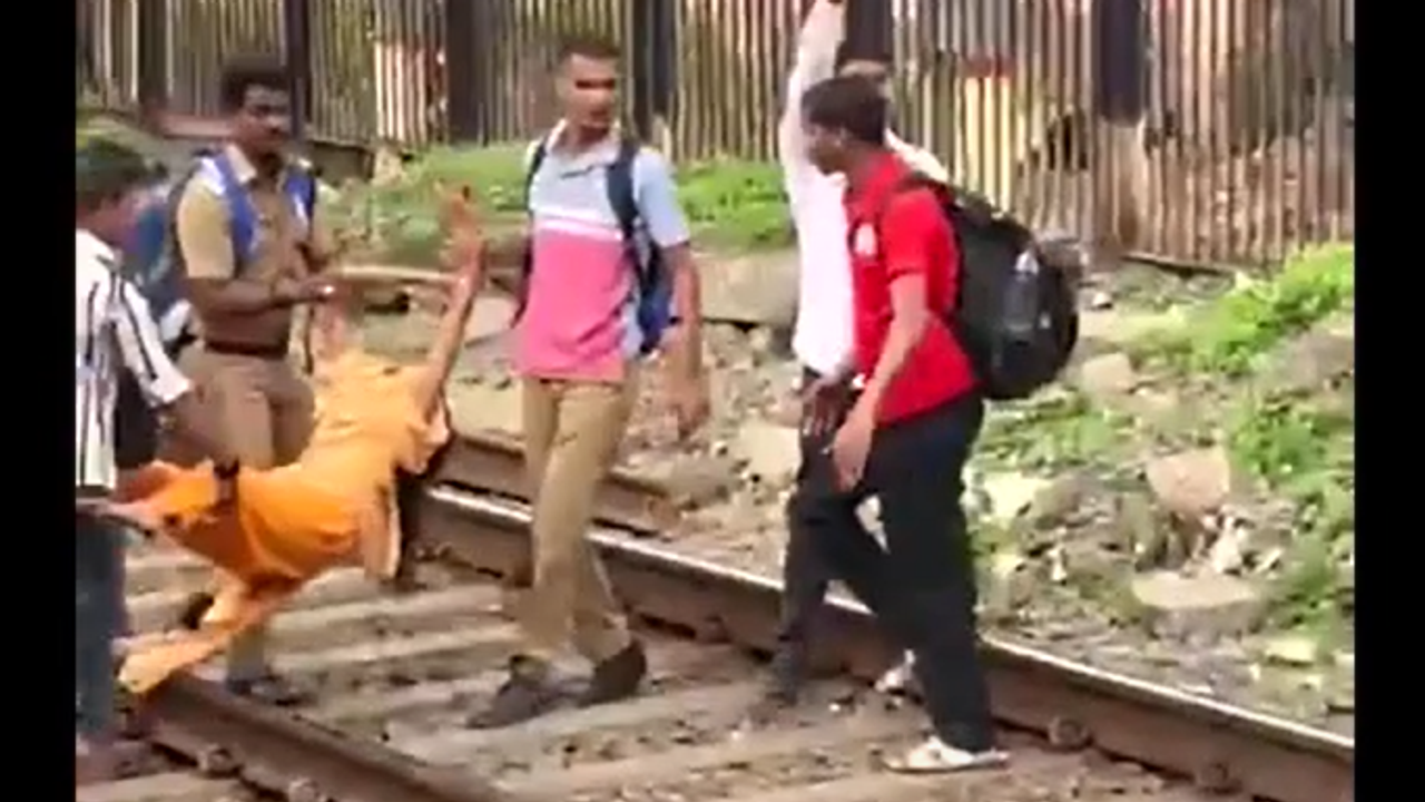 mumbai local accident mumbai local accident