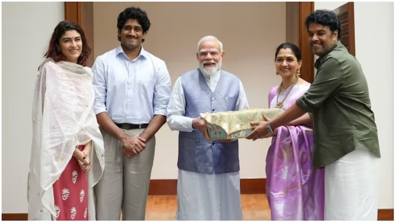 Khushbu Sundar meets PM Narendra Modi Khushbu Sundar meets PM Narendra Modi