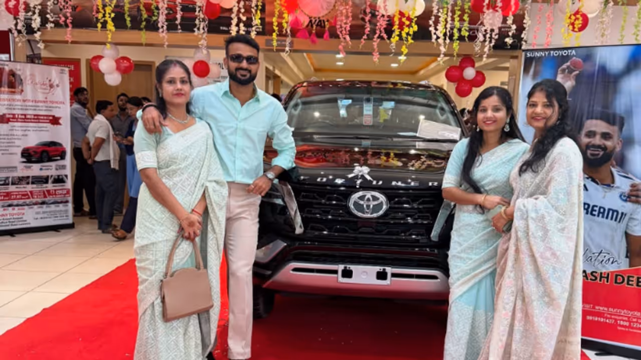 Akash Deep's Toyota Fortuner