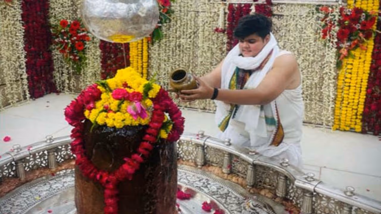 ujjain news mahakal temple pries pujari 18 years old son died due to silent attack ujjain news mahakal temple pries pujari 18 years old son died due to silent attack