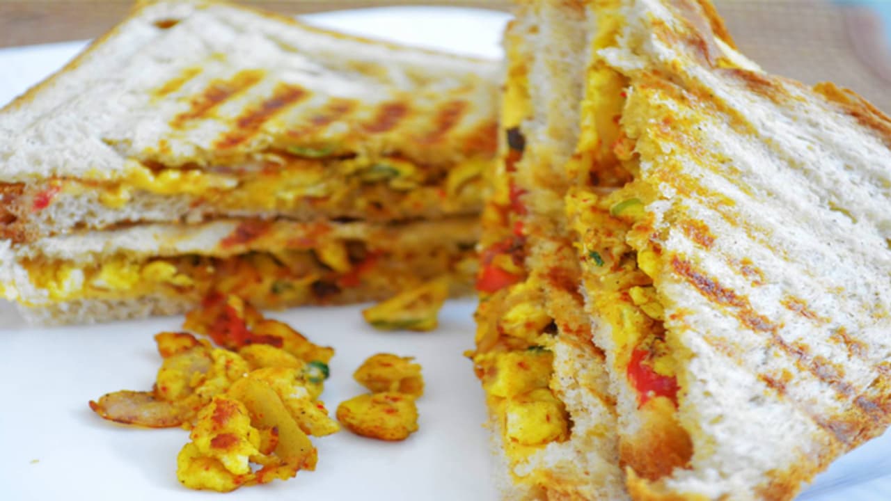 egg bhurji sandwich egg bhurji sandwich
