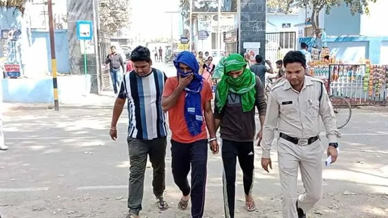 shocking crime bengaluru news One killed and two injured for fight over sharing cigarettefight over sharing cigarette shocking crime bengaluru news One killed and two injured for fight over sharing cigarettefight over sharing cigarette