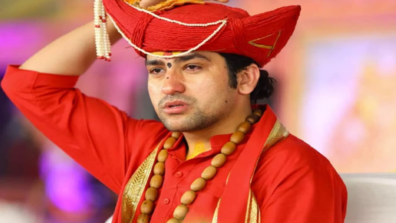 Bageshwar Dham pandit Dhirendra Shastri Bageshwar Dham pandit Dhirendra Shastri