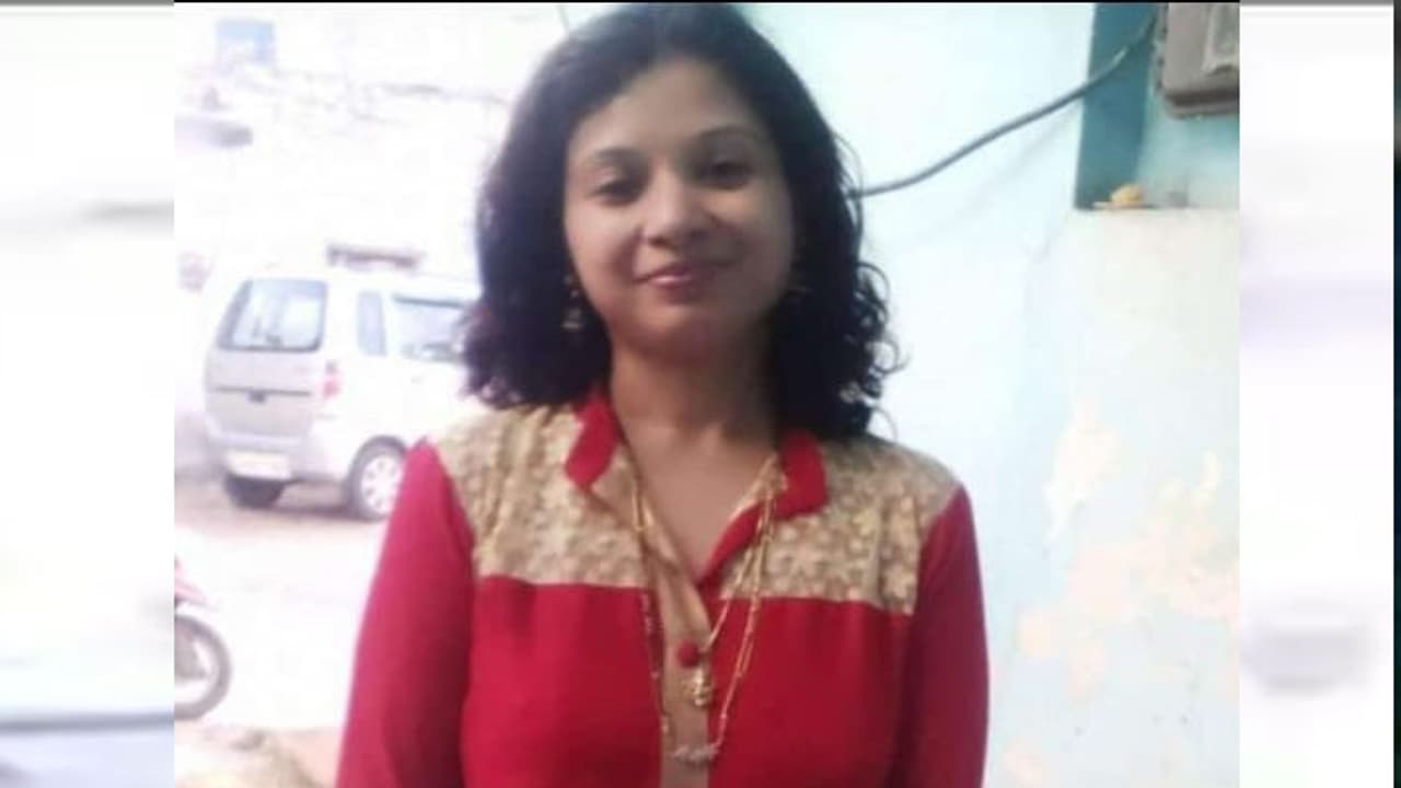 Alwar News female doctor commits suicide by consuming poison 