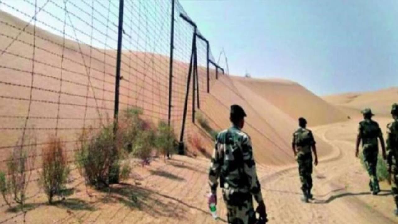 pakistani drone seen border in ganganagar rajasthan KPR pakistani drone seen border in ganganagar rajasthan KPR