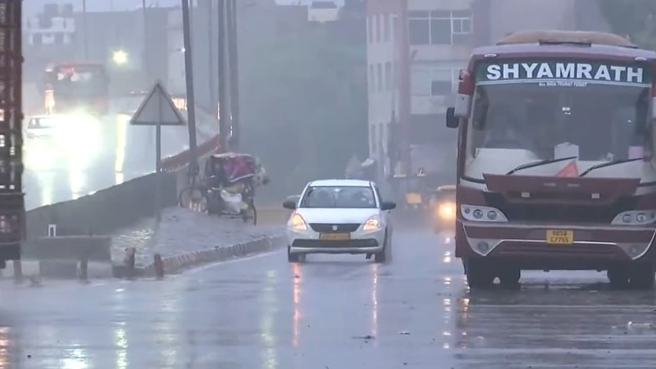 Rain in delhi Rain in delhi