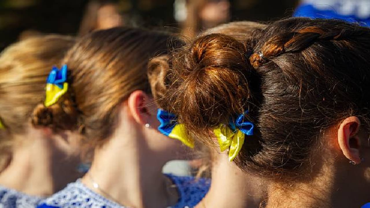 girl student girl student