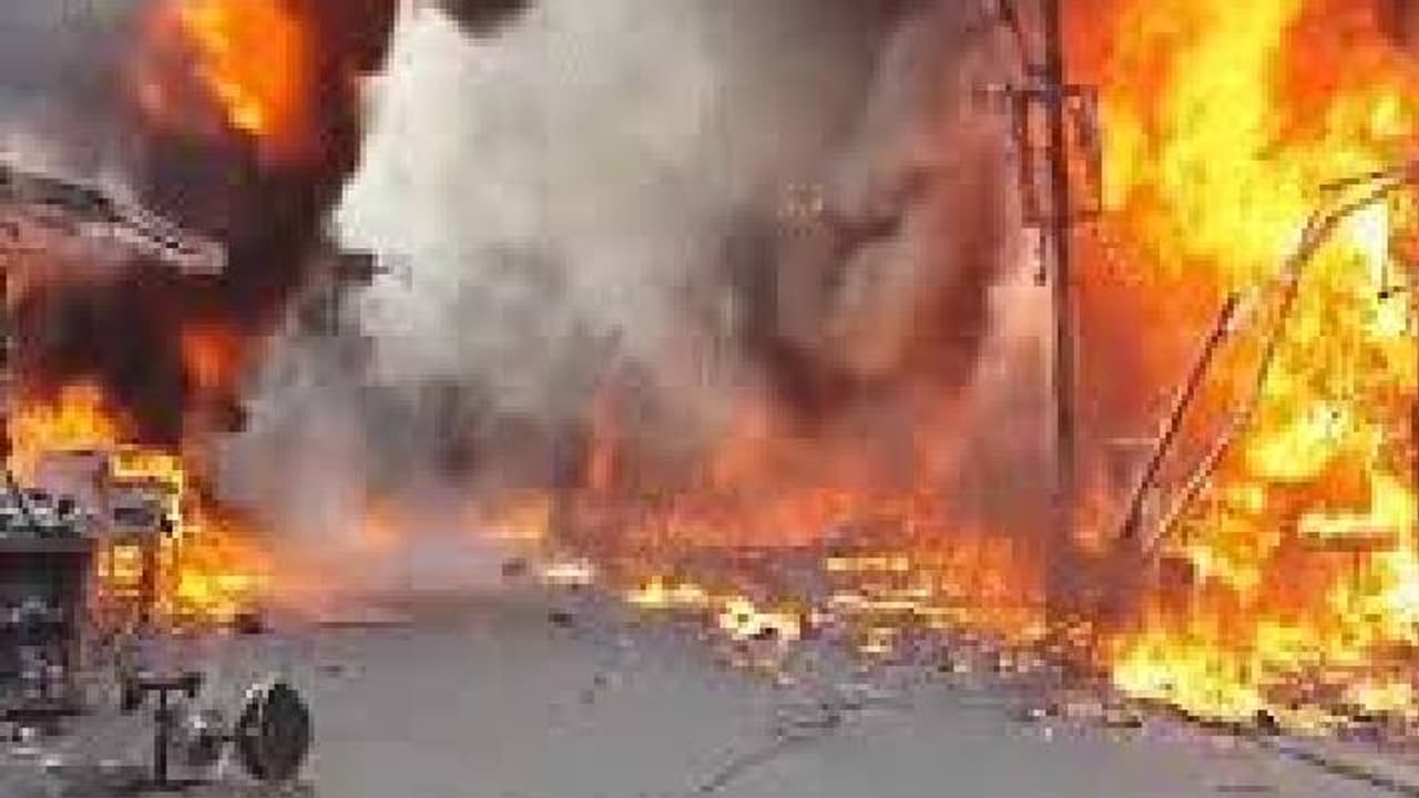 agra up fire agra up fire