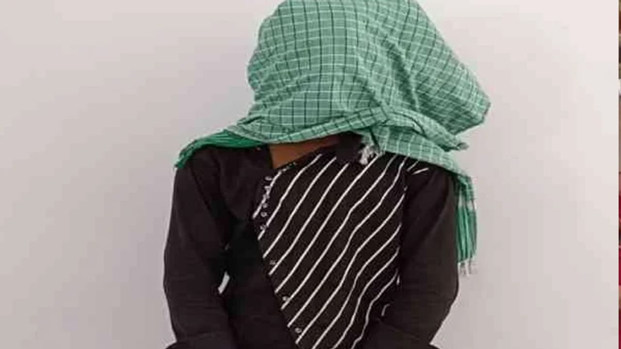 girlfriend arrested girlfriend arrested