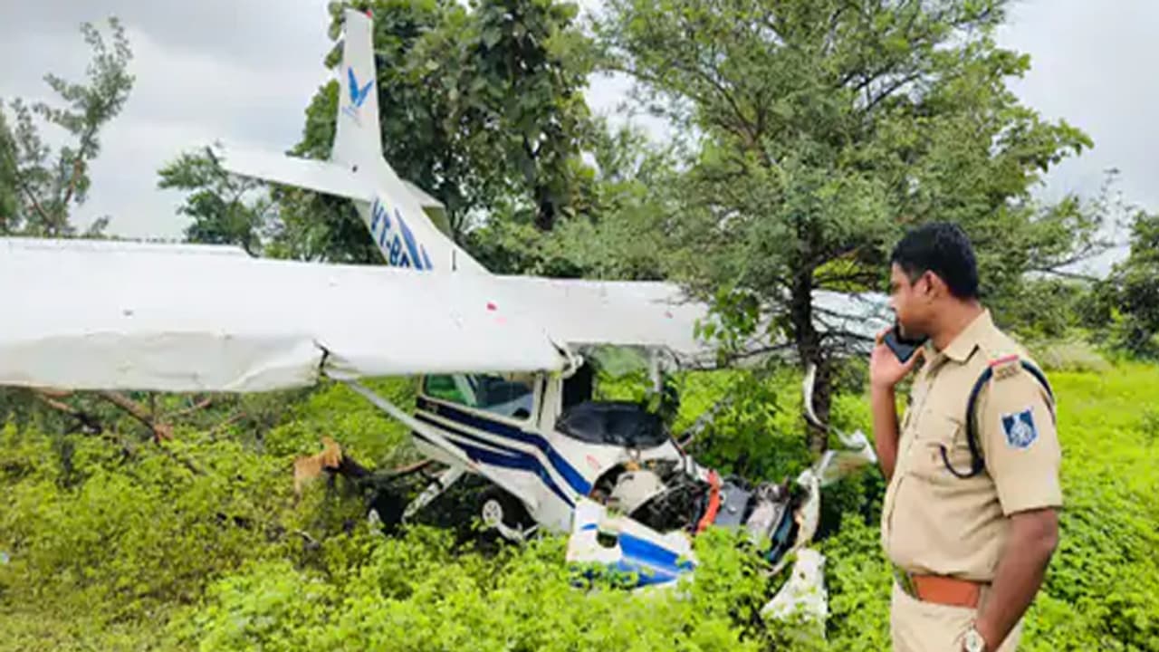 guna two seater plane crashes at airstrip