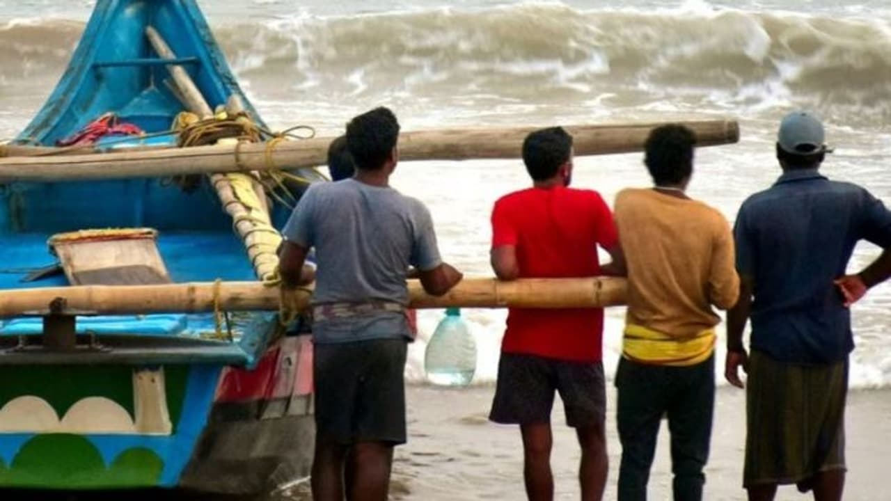 jamui news cyclone dana