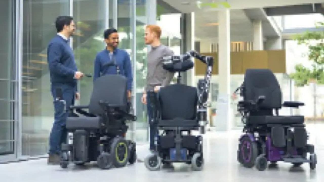 Special wheelchair control devices Special wheelchair control devices