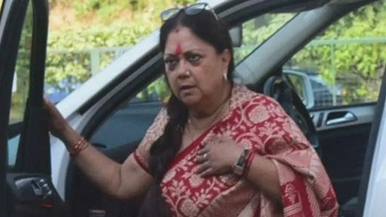Former CM Vasundhara Raje convoy car accident