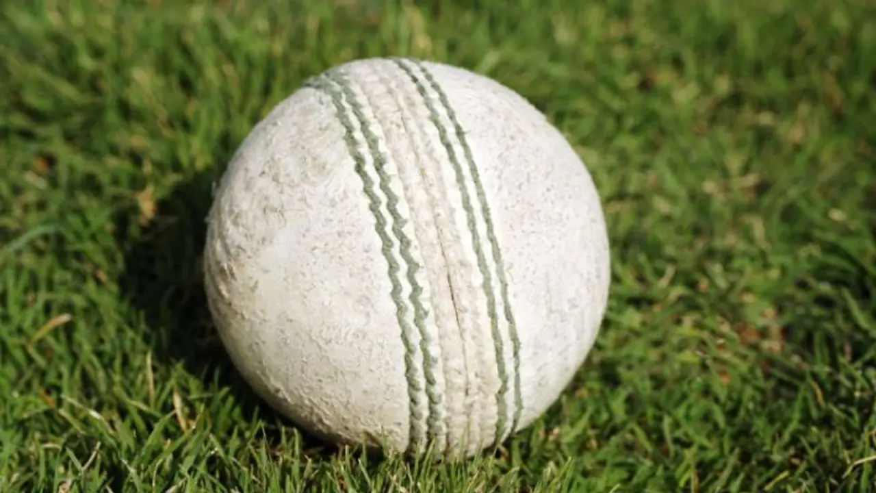 white ball white ball