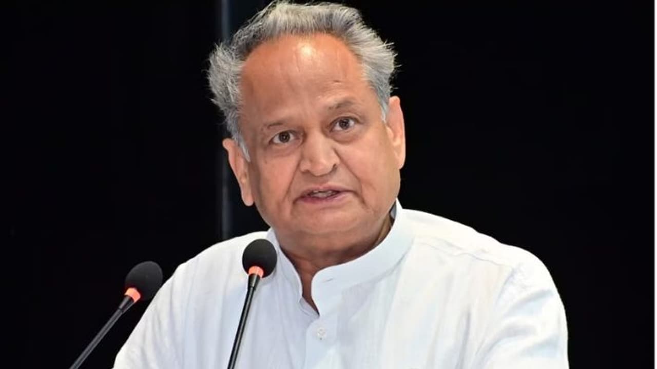  Ashok Gehlot 
