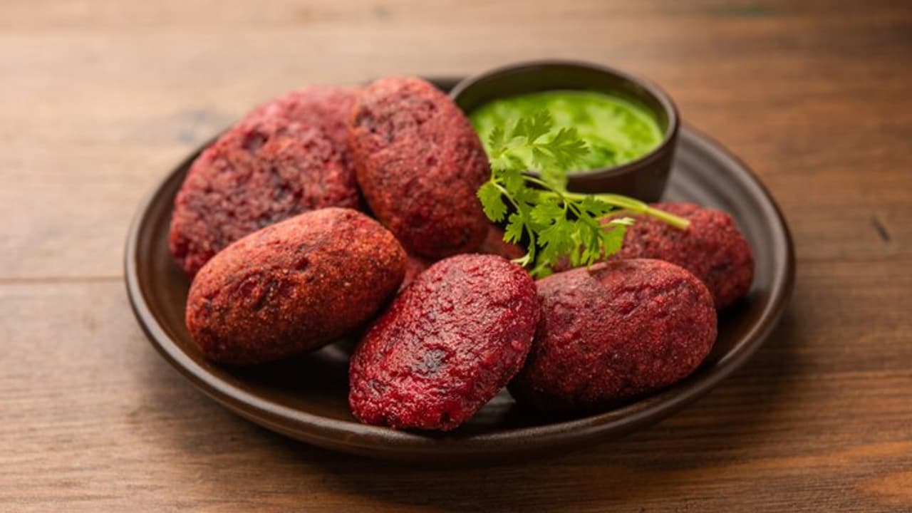 Akshay Kumar favourite beetroot tikki recipe Akshay Kumar favourite beetroot tikki recipe