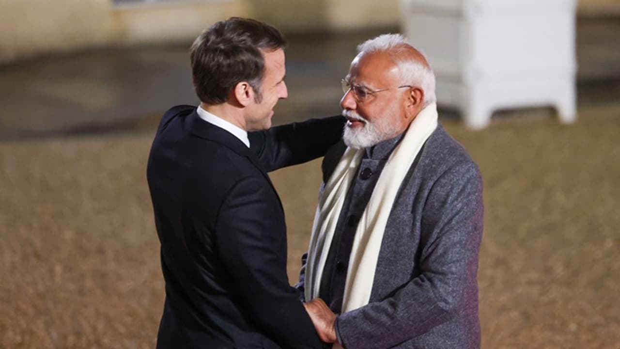 Narendra Modi Meets Emmanuel Macron