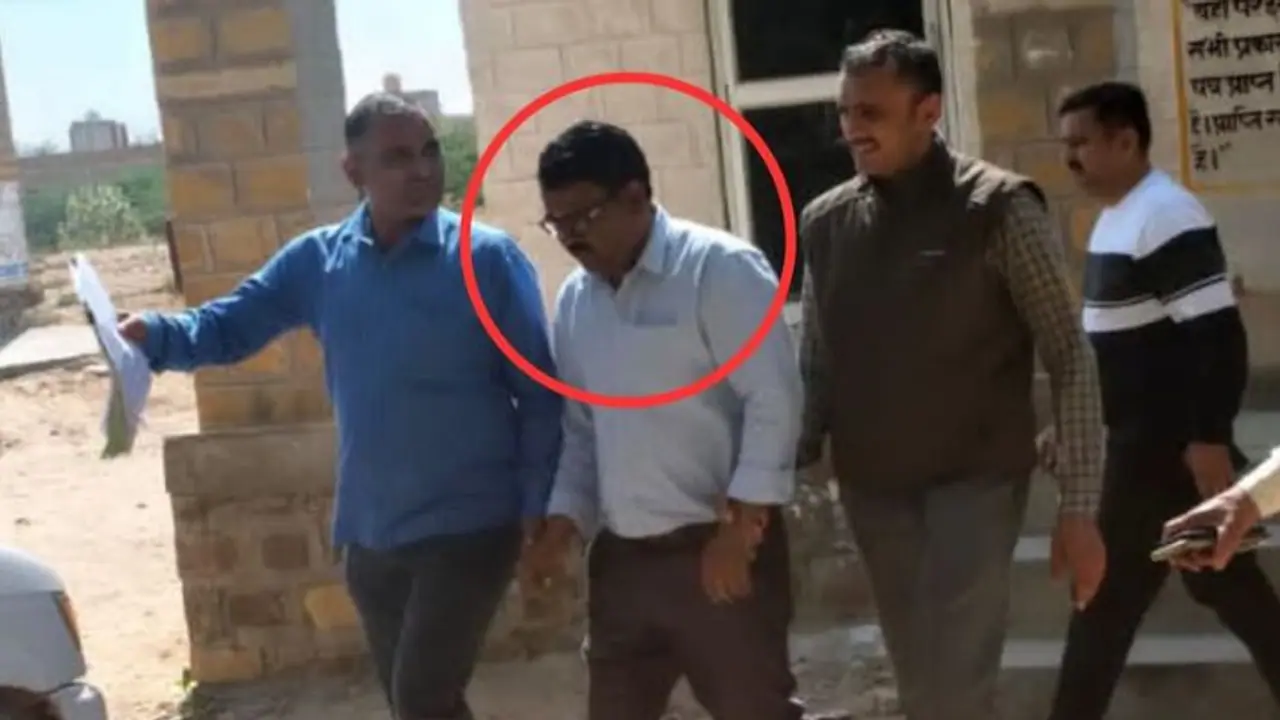 jaisalmer two tehsildars arrested jaisalmer two tehsildars arrested